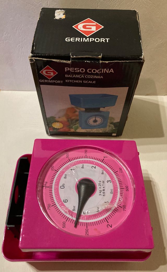 Bilancia da cucina Gerimport portata sino a 3 kg.