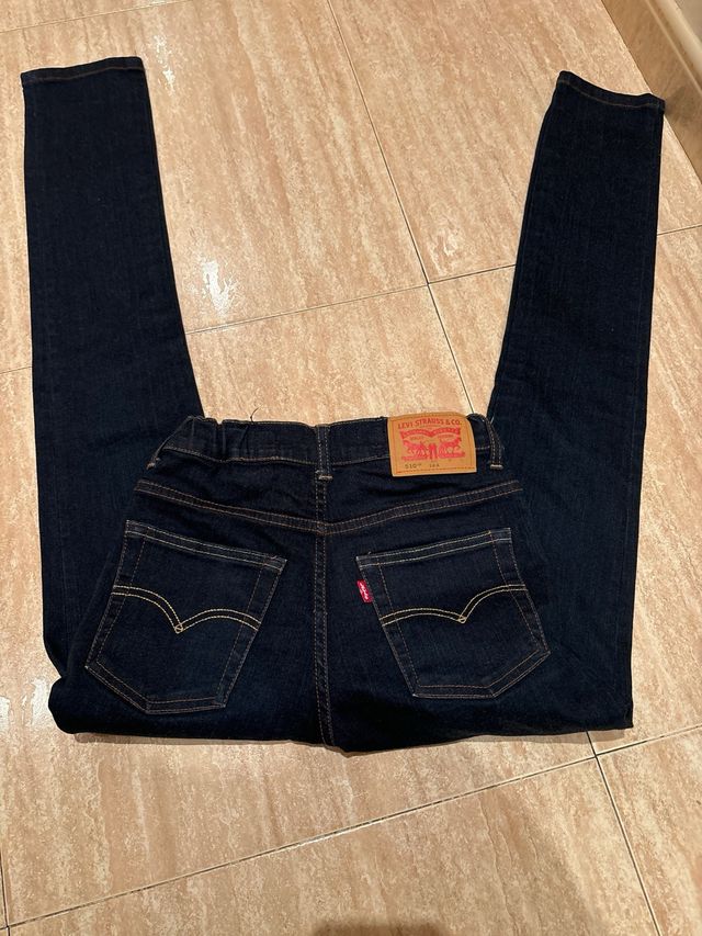 vaquero Levi’s 510 skinny talla 14A