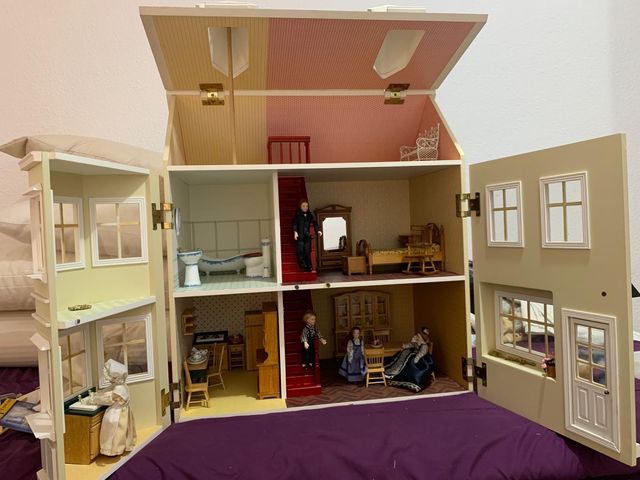 Casa de Muñecas + accesorios