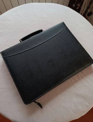 Maletín cartera tipo portafolio nuevo