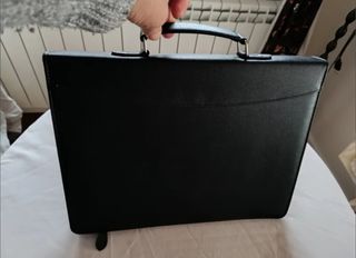 Maletín cartera tipo portafolio nuevo