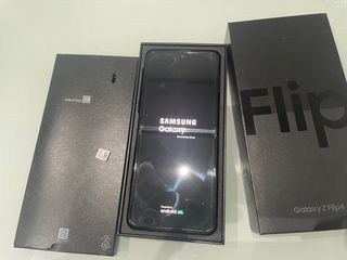 Galaxy Z Flip 4 nuovo Samsung con grafite da 256 GB