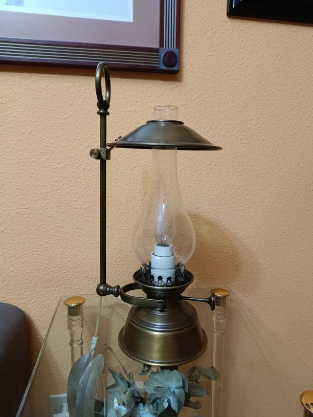 Lampara antigua quinqué