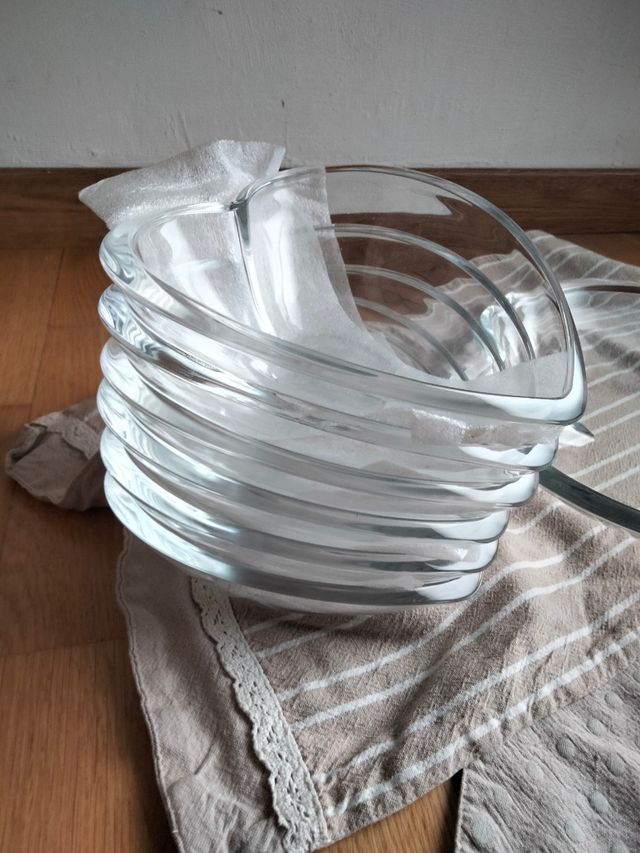 Ciotole a cuore in vetro