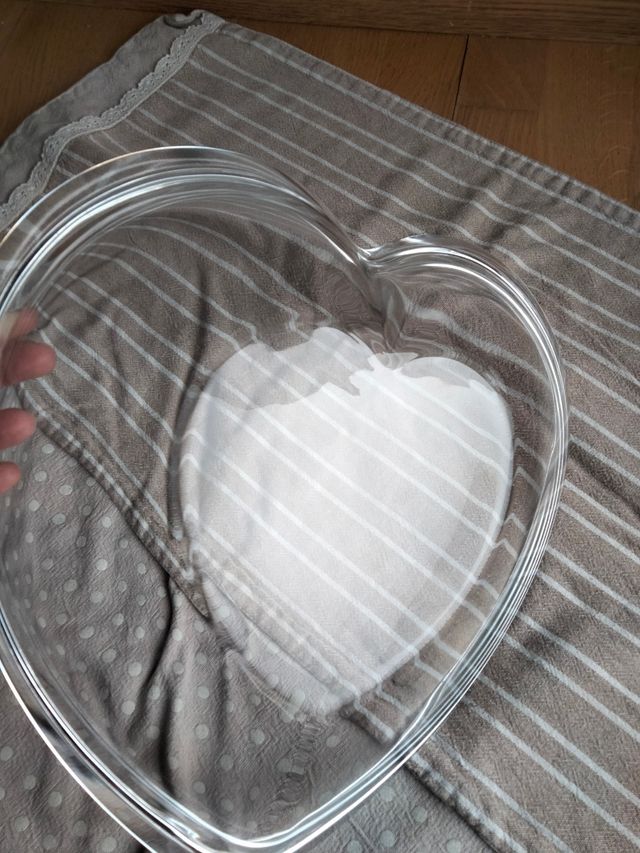 Ciotole a cuore in vetro