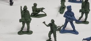 SOLDADOS DE MINIATURAS MONTAPLEX