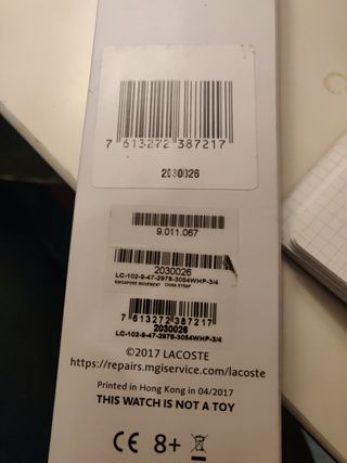 Lacoste, reloj de niña. Nuevo