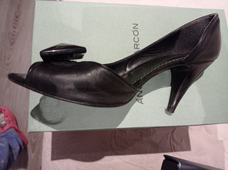 Zapato Negro marca Lodi