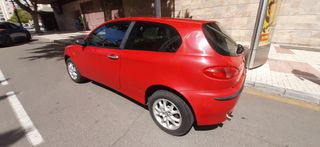 Alfa Romeo 147 Spark 2004