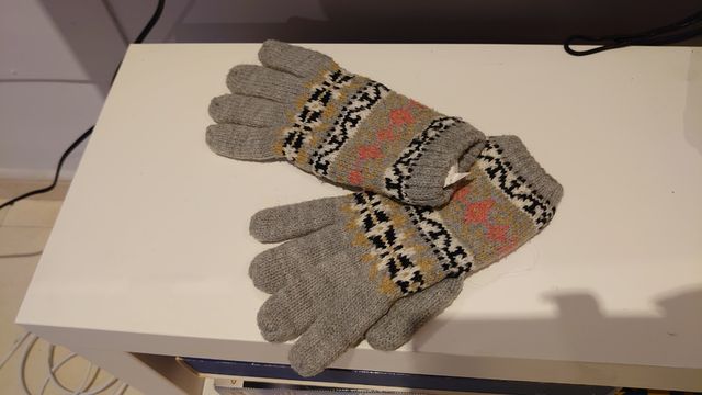 Conjunto bufanda, guantes y gorrito