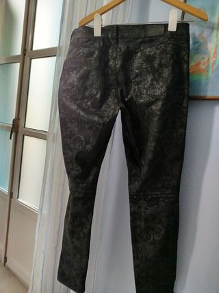 Pantalón estampado