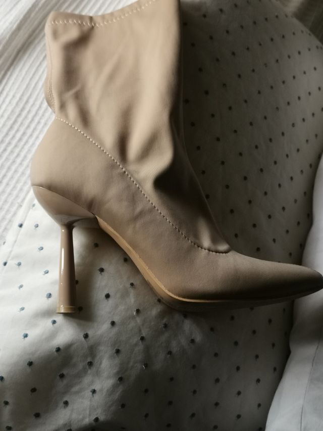 Botas, botines calcetín?