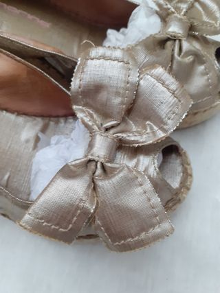 Sandalias cuña