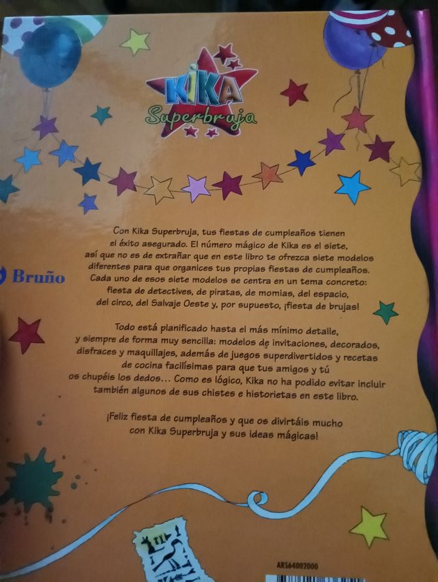 Kika superbruja libro