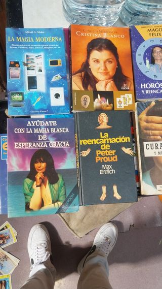 Lote de 200 libros diferentes a elegir