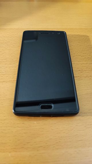 Teléfono, smartphone One Plus One