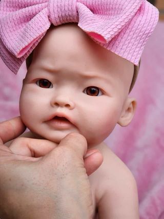 bebe reborn silicona