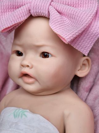 bebe reborn silicona