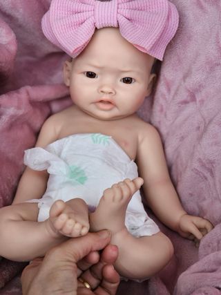 bebe reborn silicona