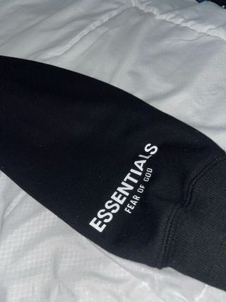 Sudadera essentials