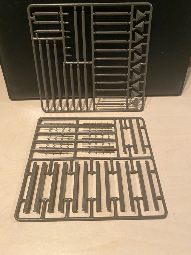 SOLDATINI ITALERI VARI ELEMENTI SCENICI