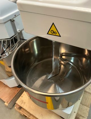 ✅ Amasadora Espiral 10 y 20 Litros