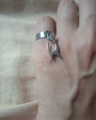 Anillo gato colgante handmade