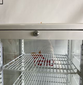 🔴 Vitrina Expositora Vert Puerta Curva