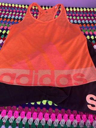 camiseta adidas