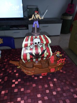 Barco con sonidos!! Piratas 