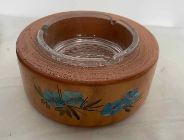 Posacenere in legno e vetro