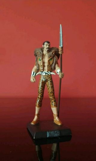 KRAVEN - FIGURA DE PLOMO