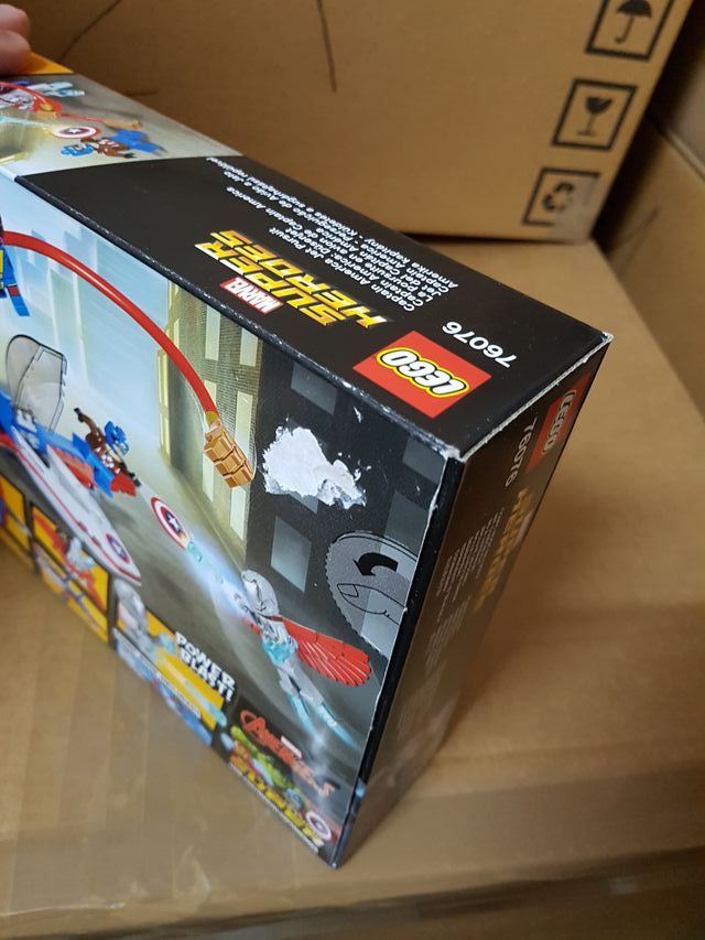 Lego Marvel superheroes 76076 Captain America Jet 