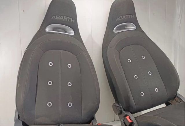 Asientos Abarth 595