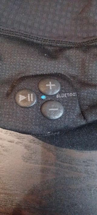 GORRO DE RUNNING CON MP3 BLUETOOTH KALENJI