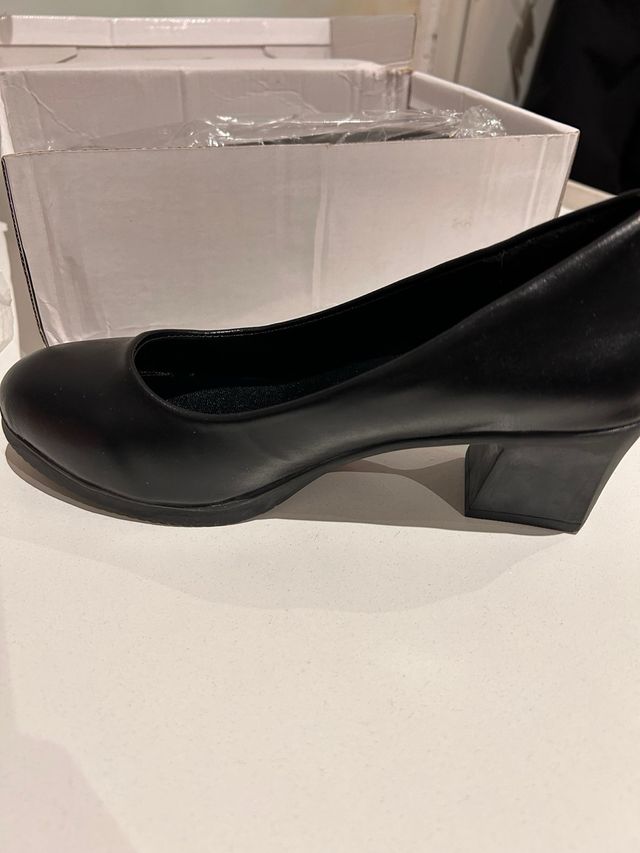 vendo zapatos de azafata (TCP)