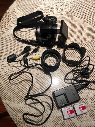 Cámara de fotos digital SONY Cyber-shot DSC-H9