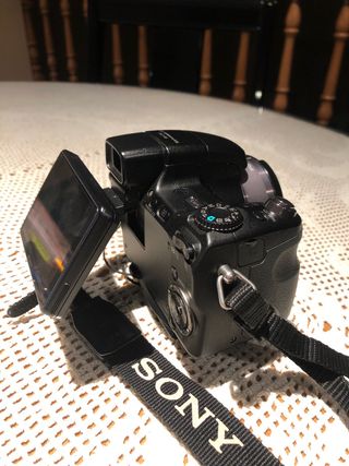 Cámara de fotos digital SONY Cyber-shot DSC-H9