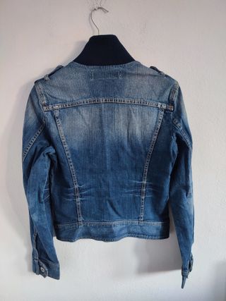 Cazadora vaquera Zara