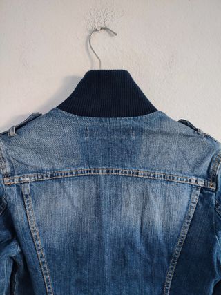 Cazadora vaquera Zara