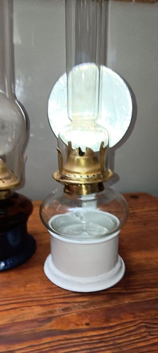 QUINQUES CON SOPORTE PARA COLGAR. El granate anula
