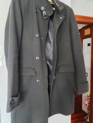 Abrigo de caballero acolchado..