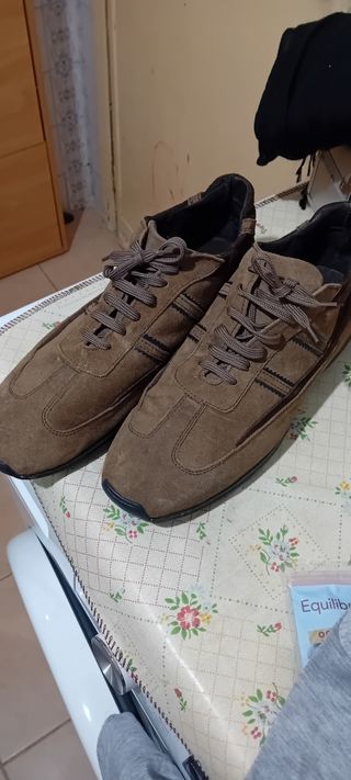 Scarpe uomo in camoscio 