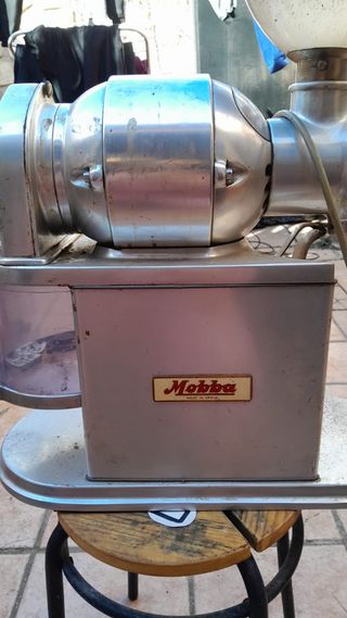 Molinillo de café antiguo marca mobba