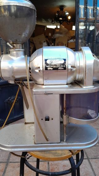 Molinillo de café antiguo marca mobba