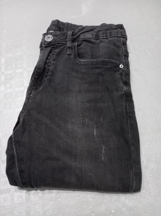 Pantalón vaquero pitillo