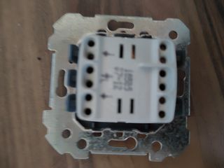Interruptor de persiana BJC