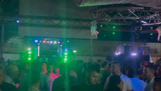 ALQUILE SONIDO/ILUMINACION, CABINA DJ