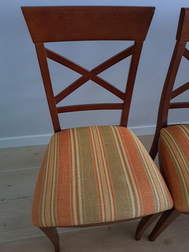 Silla madera conjunto 5 en perfecto estado