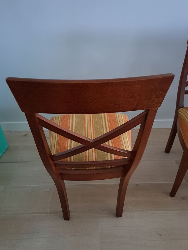 Silla madera conjunto 5 en perfecto estado